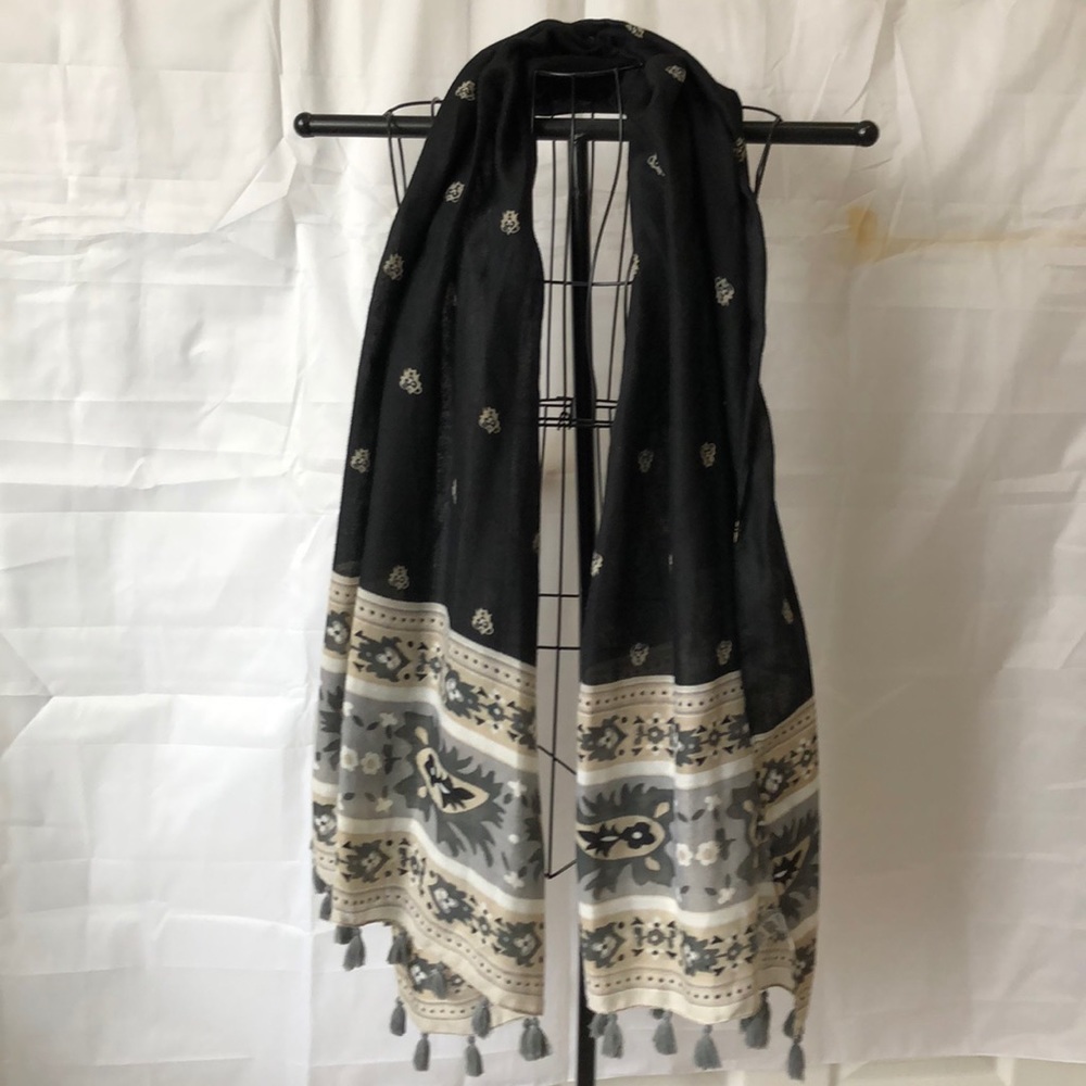 Old Navy Scarf